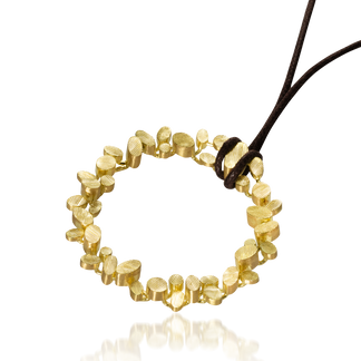 BE pendant with chain