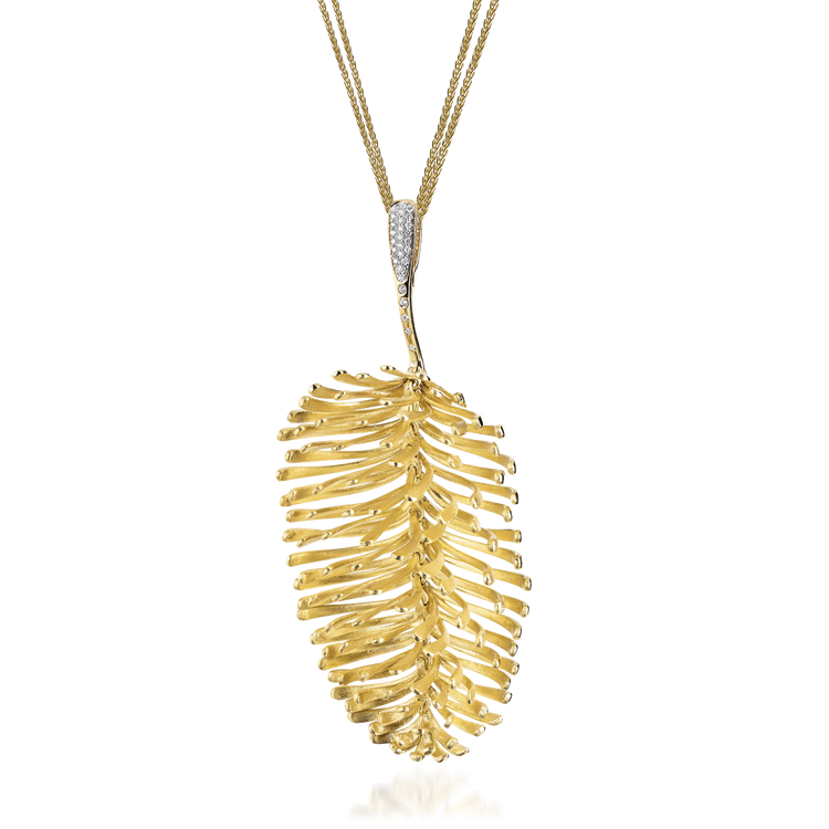 Skin Aurea pendant with chain